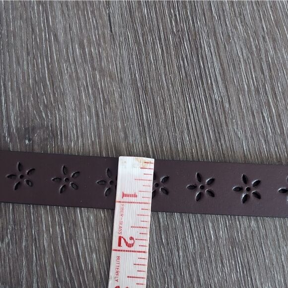 Brown Floral Perforated Bonded Leather Belt Size S/M - Picture 6 of 6